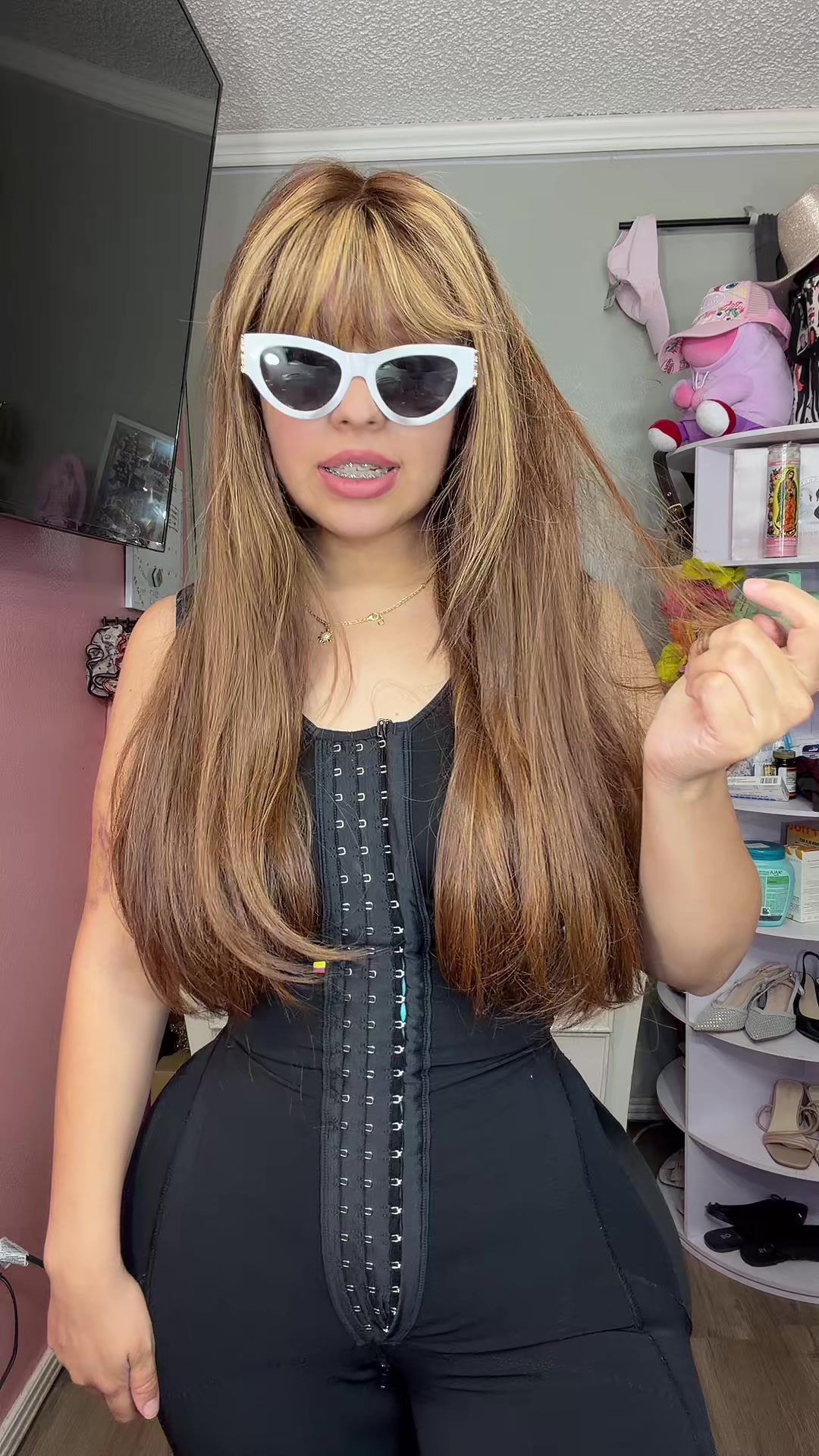 @aolanymorie