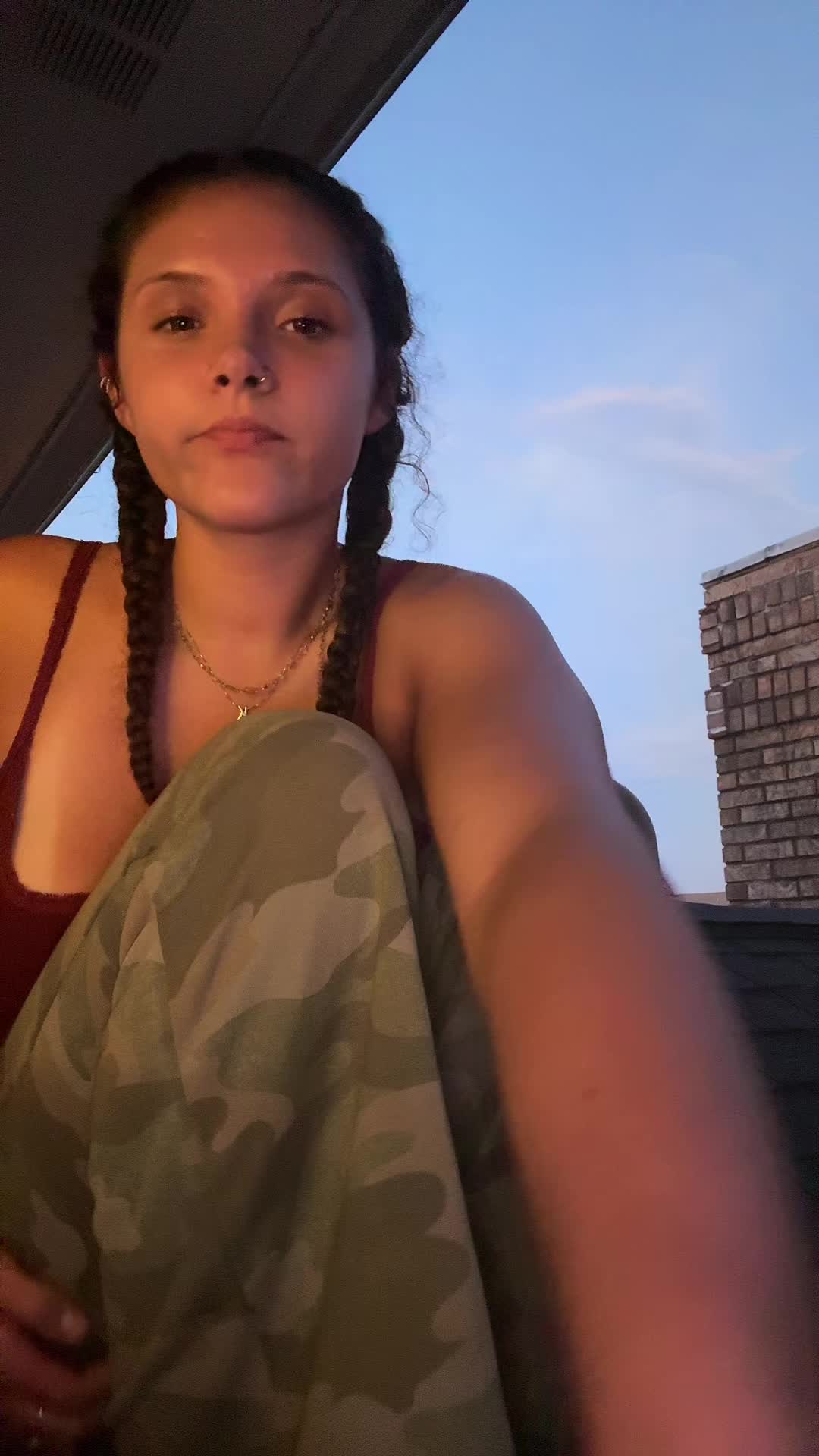 @🦄
