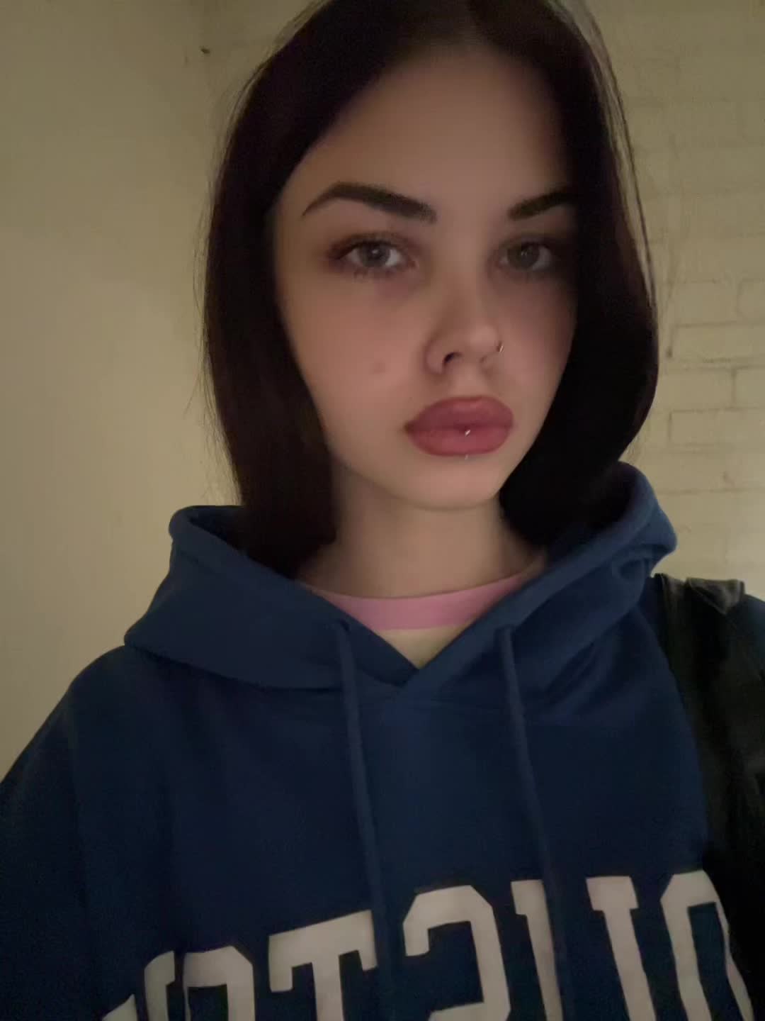 @алисия