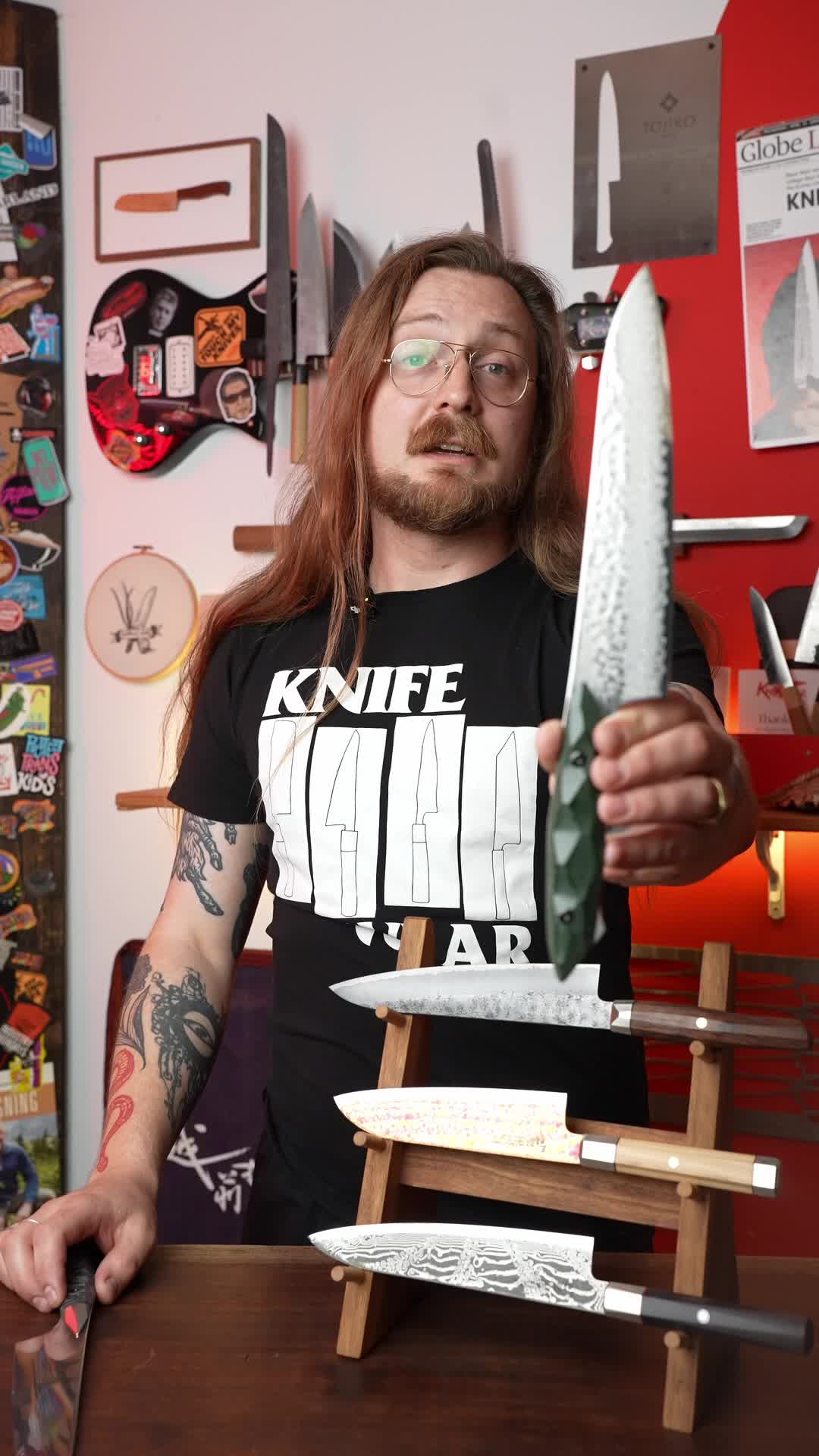 @Knifewear