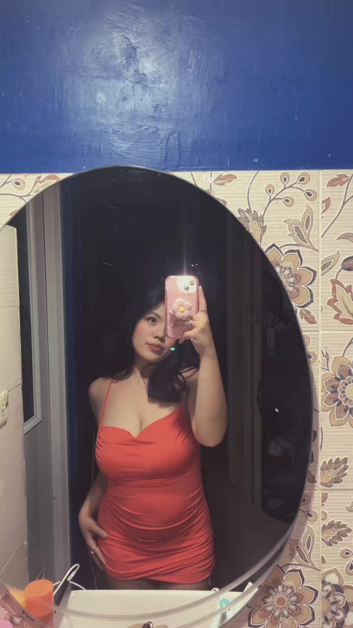 @babygurl_rawrr