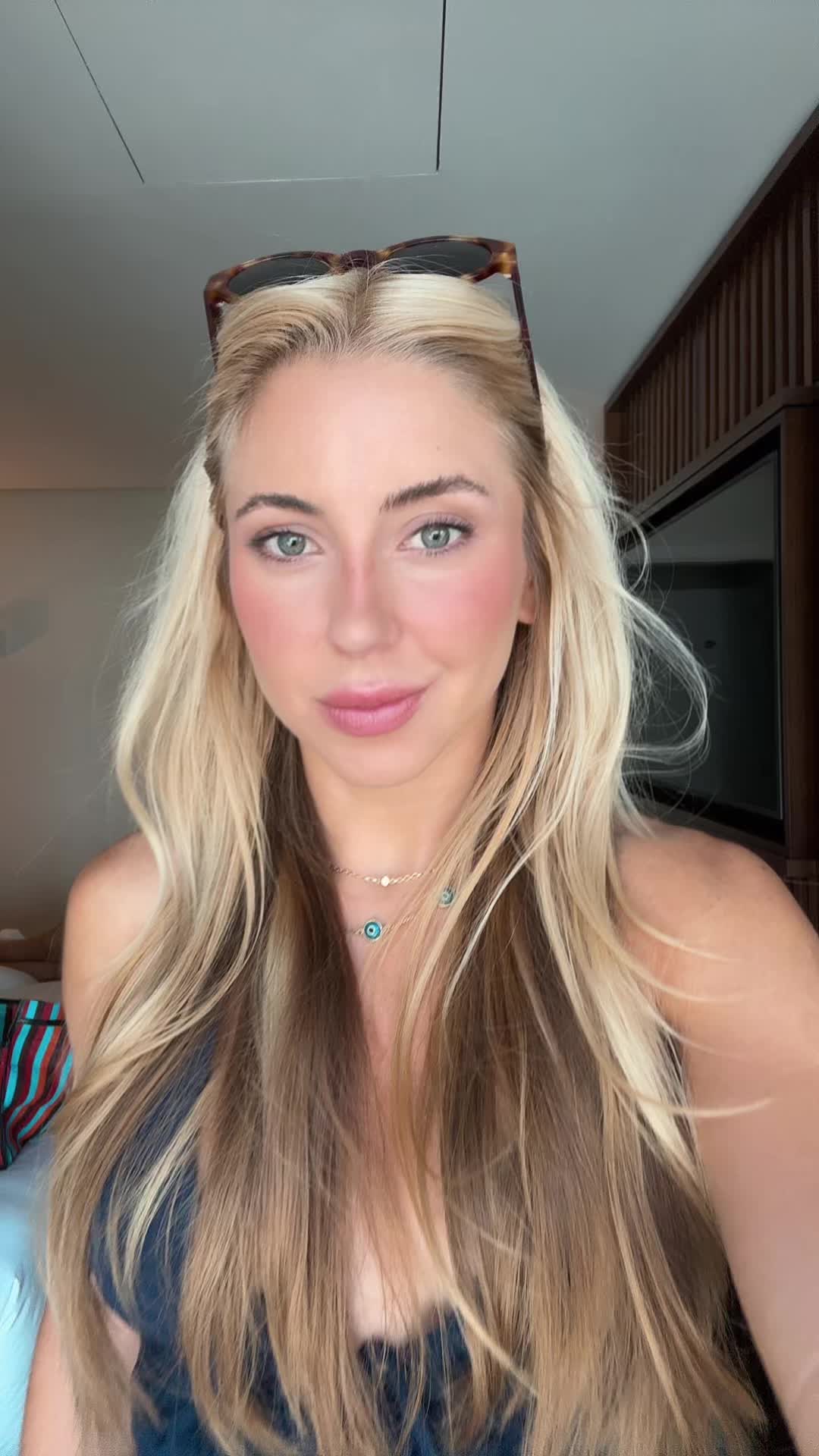 @VALENTINA ARCHER daily ✨