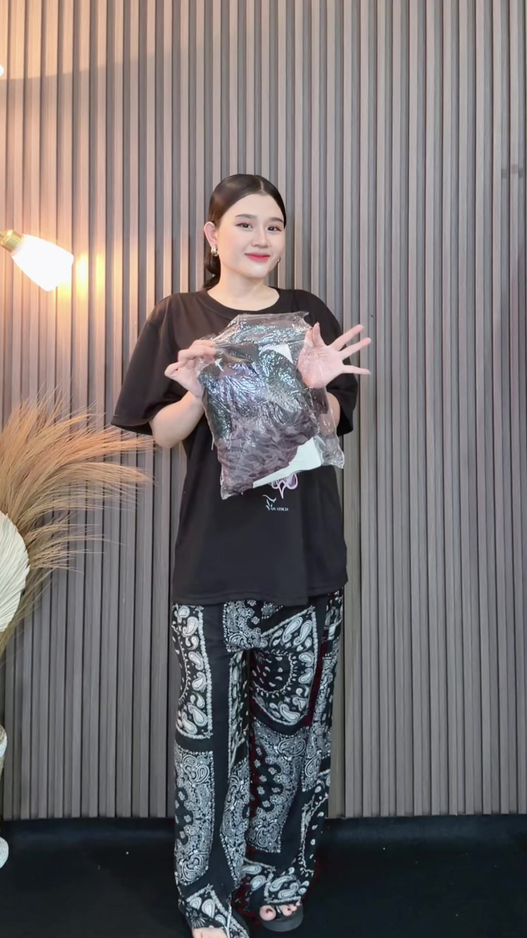 @Mey Collections