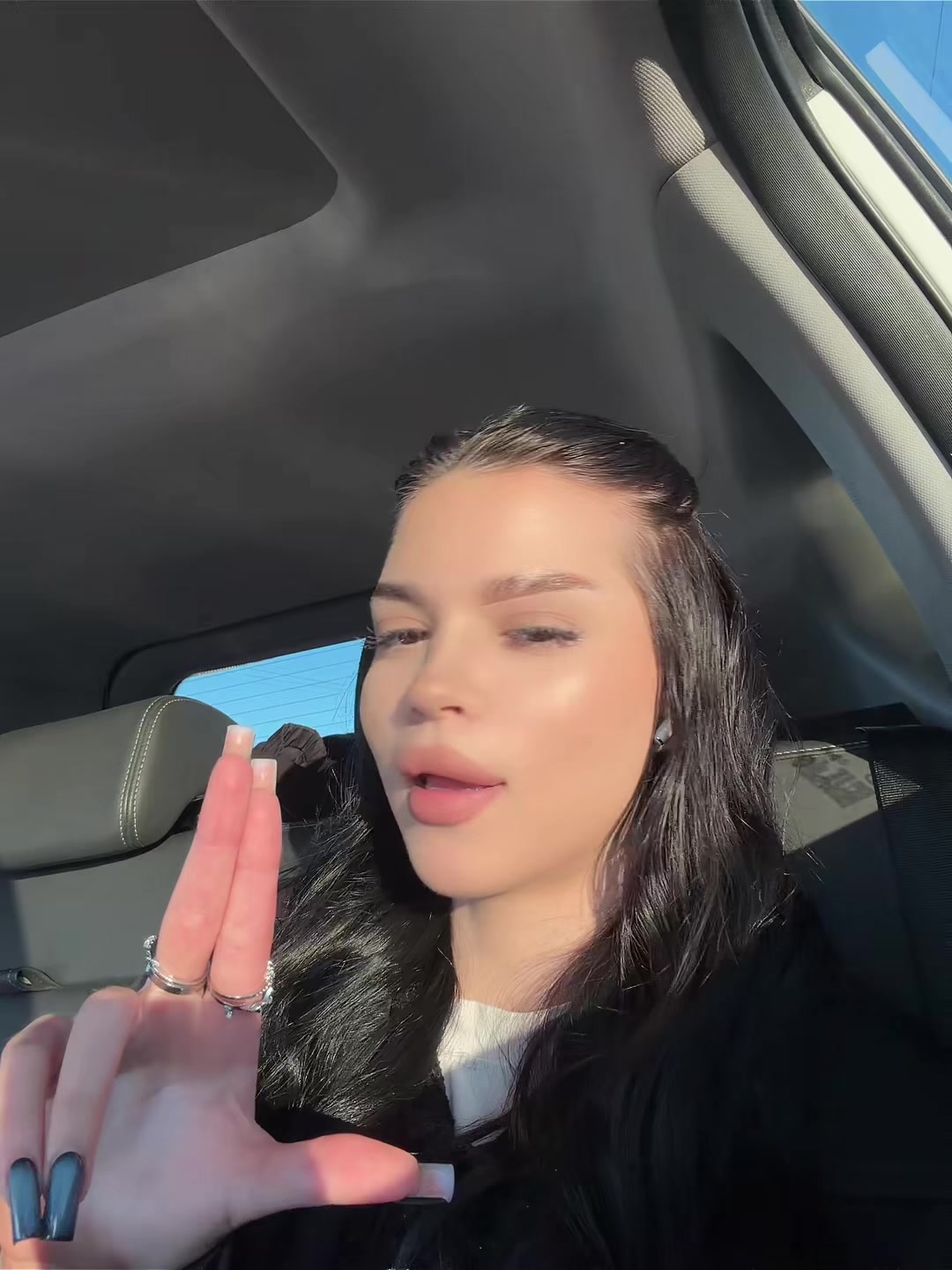 @Ди