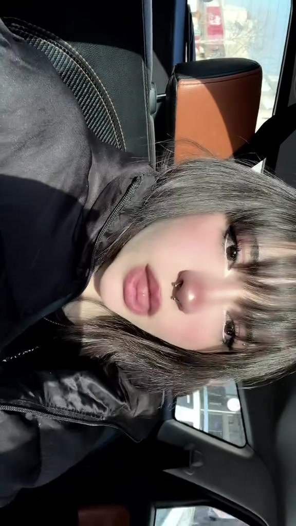 @Mehrsa
