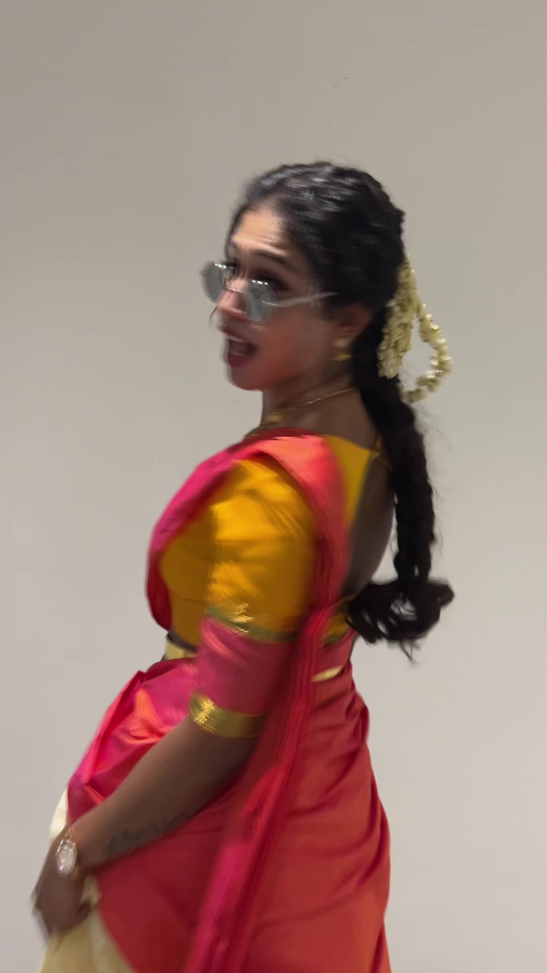 @mithaaa._13