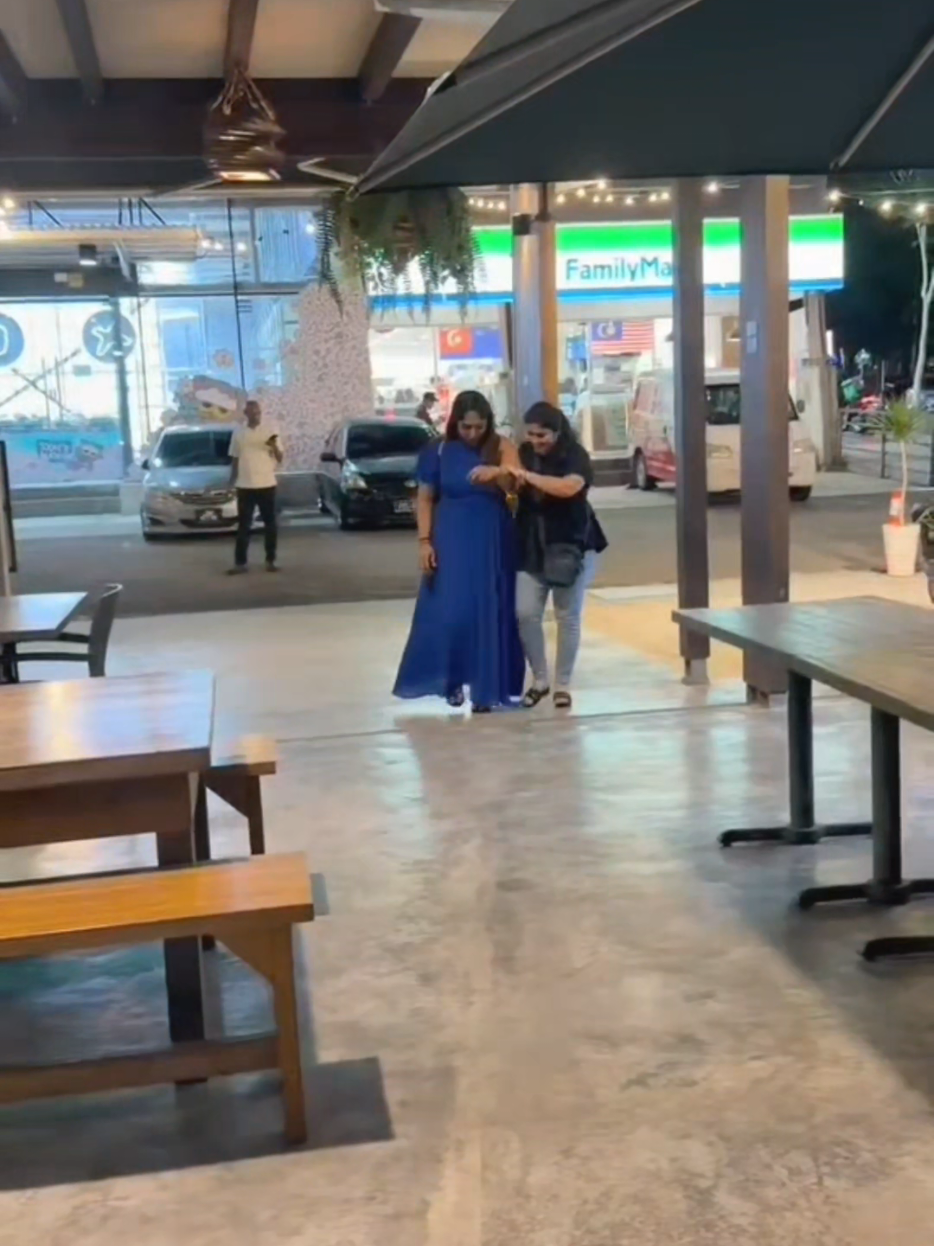 @✨️🦋 ماليني 🦋✨️