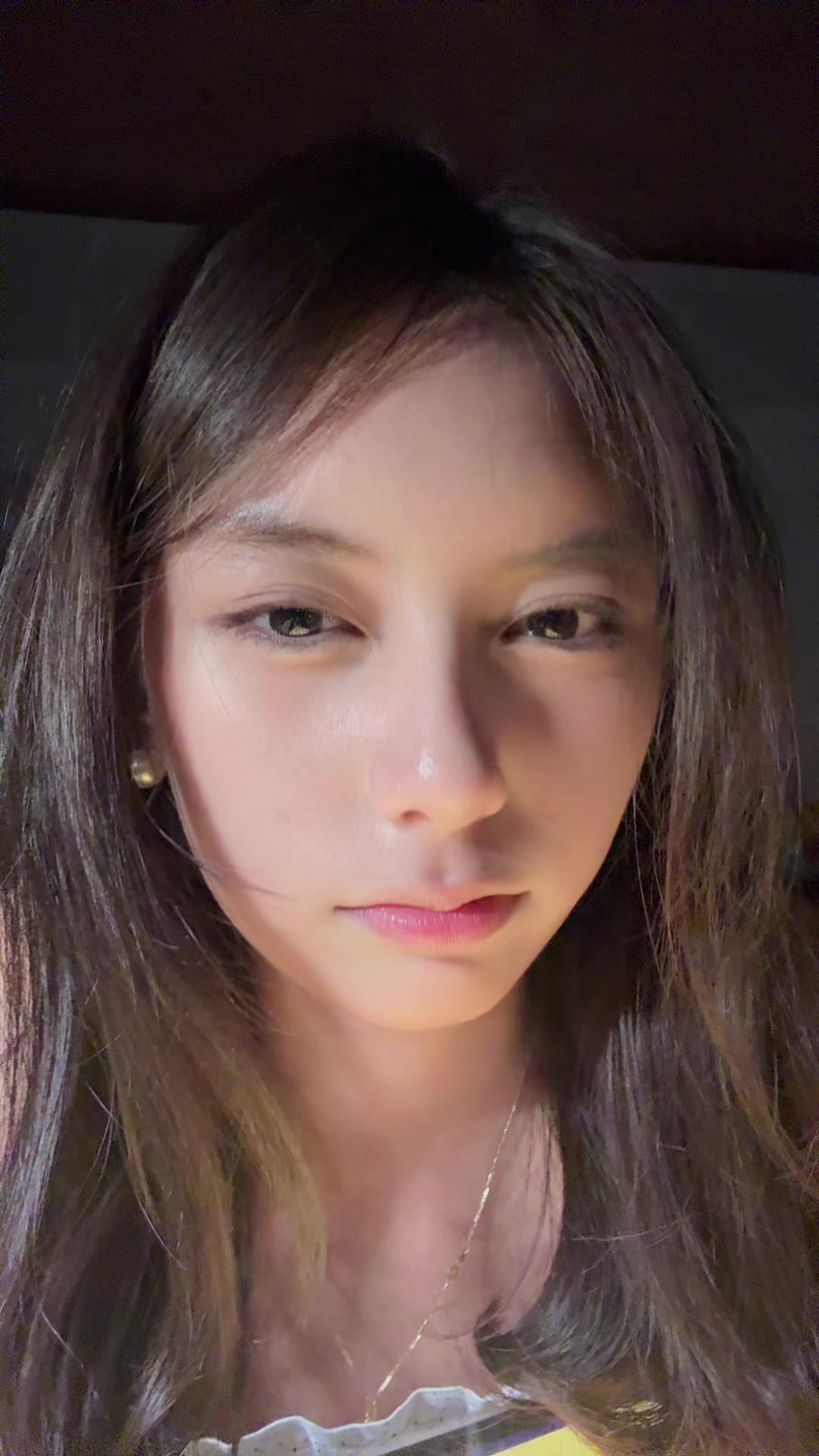@Bella