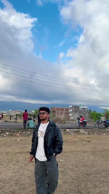 @BiraJ Oli🧿❤️