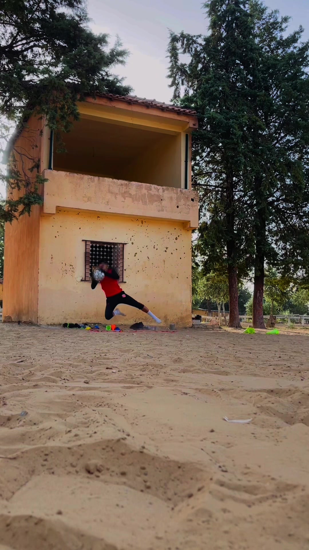 @ANISS🧤❤️🔥