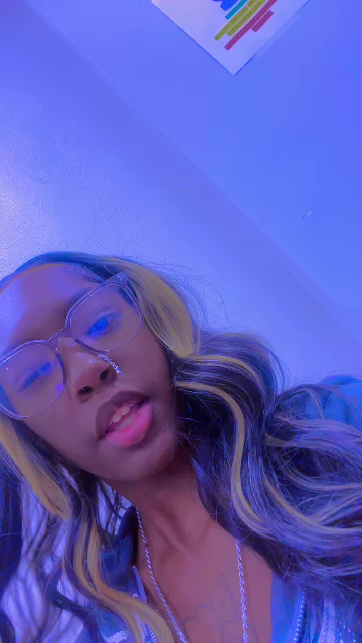 @breashiana