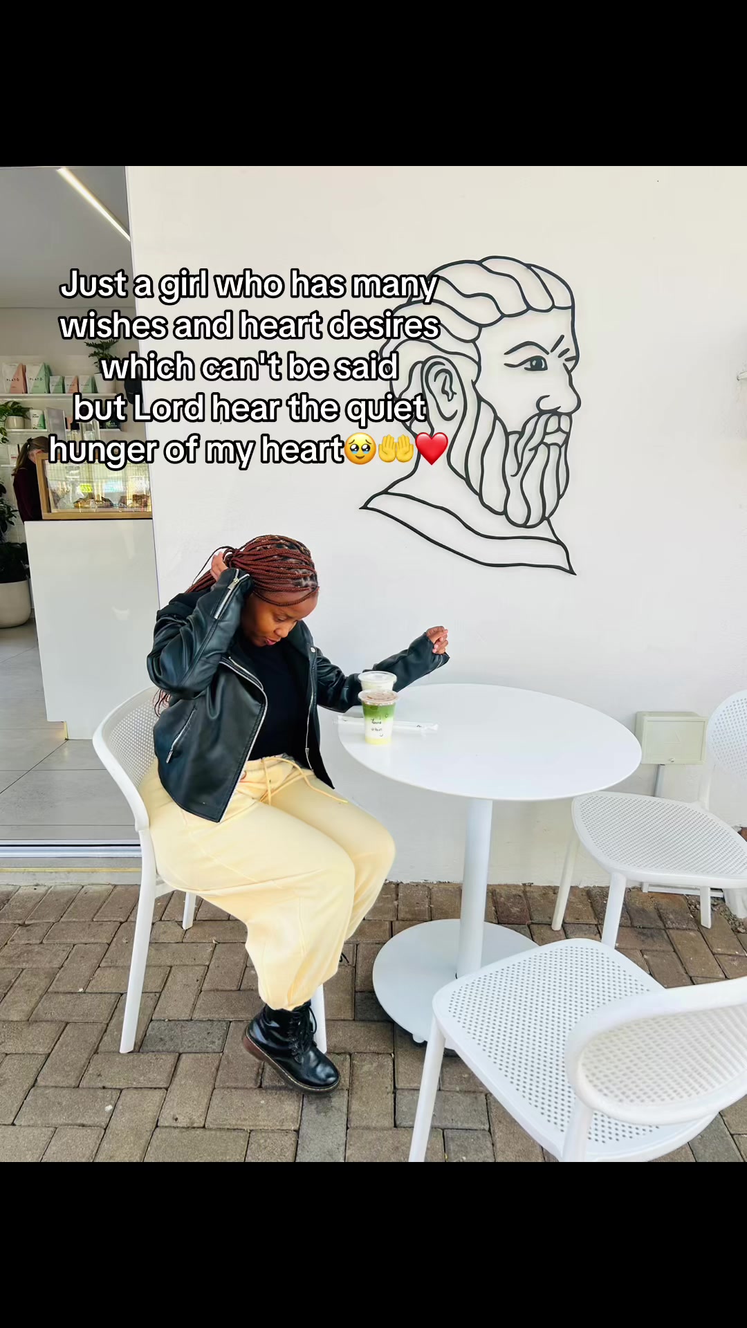 @Mickyla Boikanyo