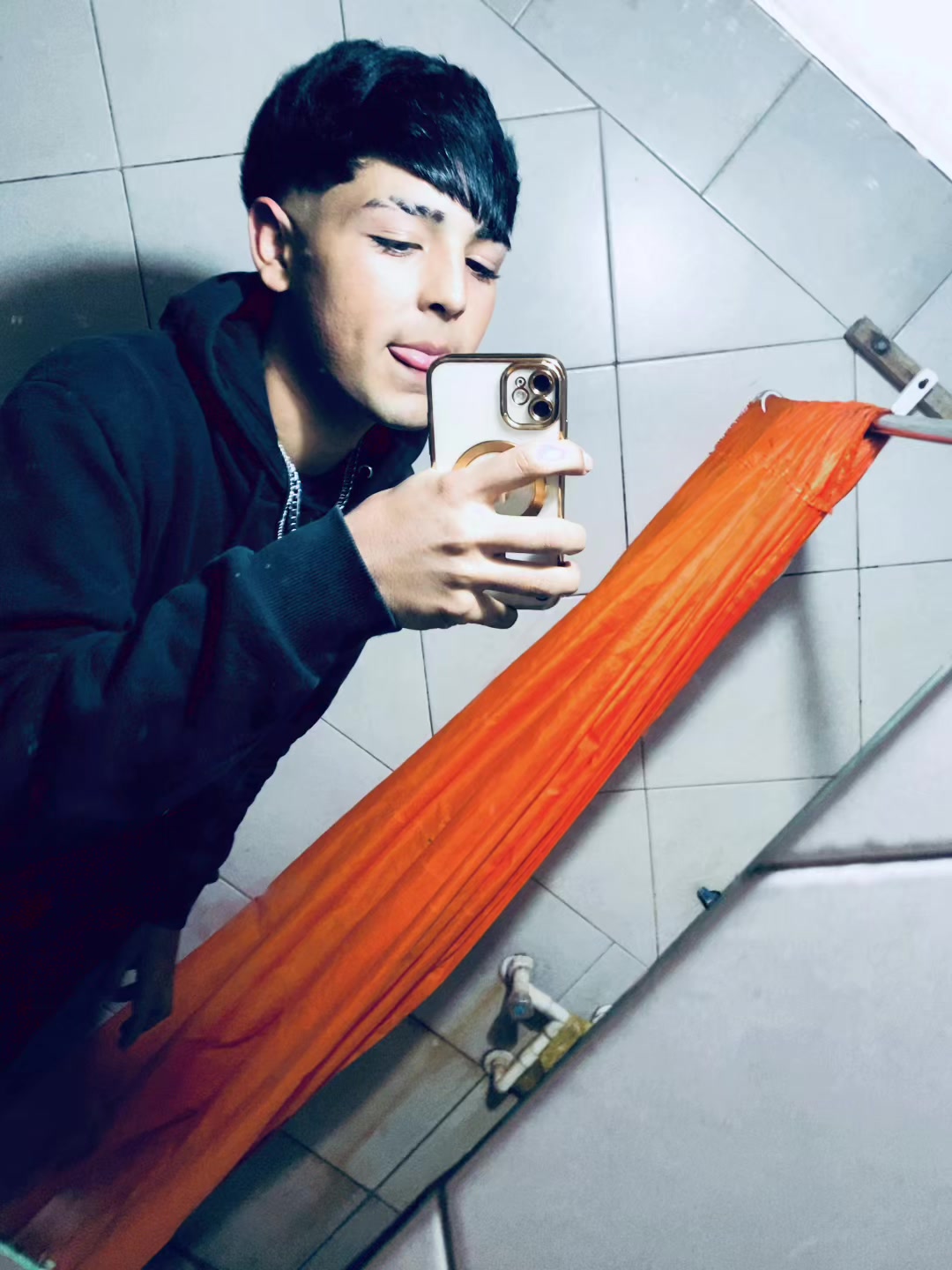 @Demian calderón 😇