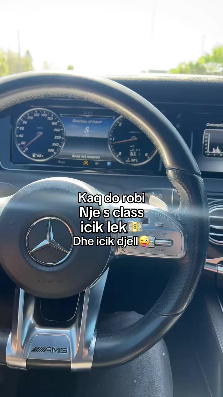 @Andr&eacute;a_gjoka.777.