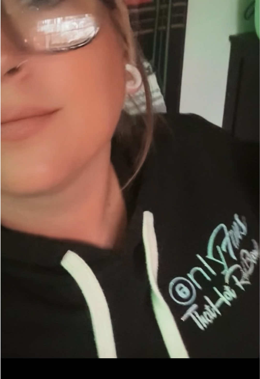 @ThatHotRodBlonde