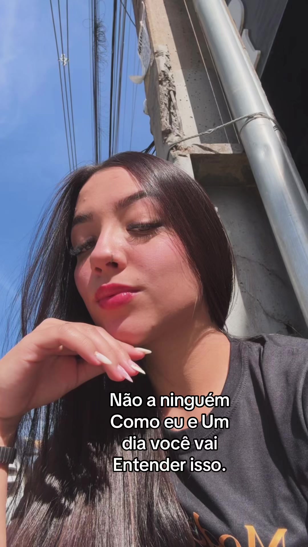 @malu…