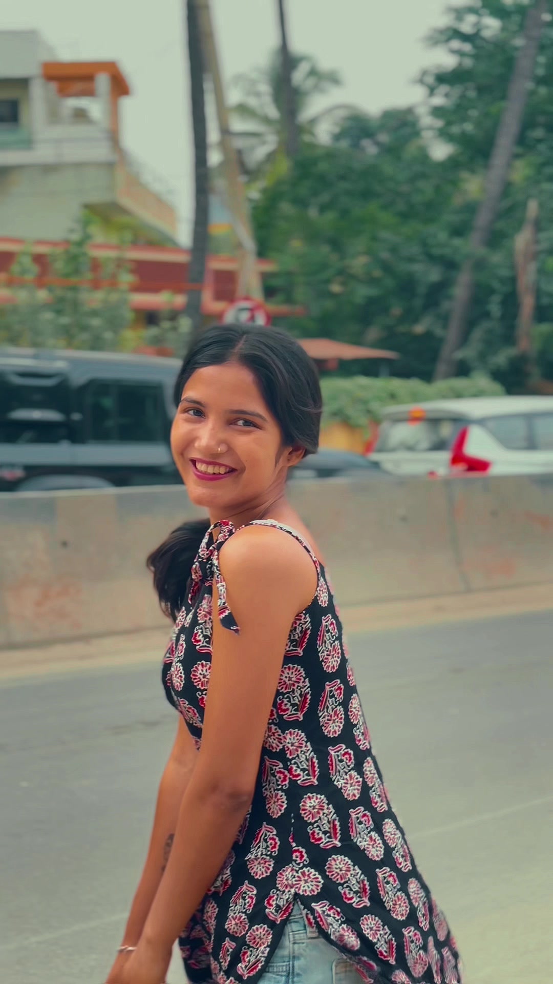 @REKHA🦋🔥