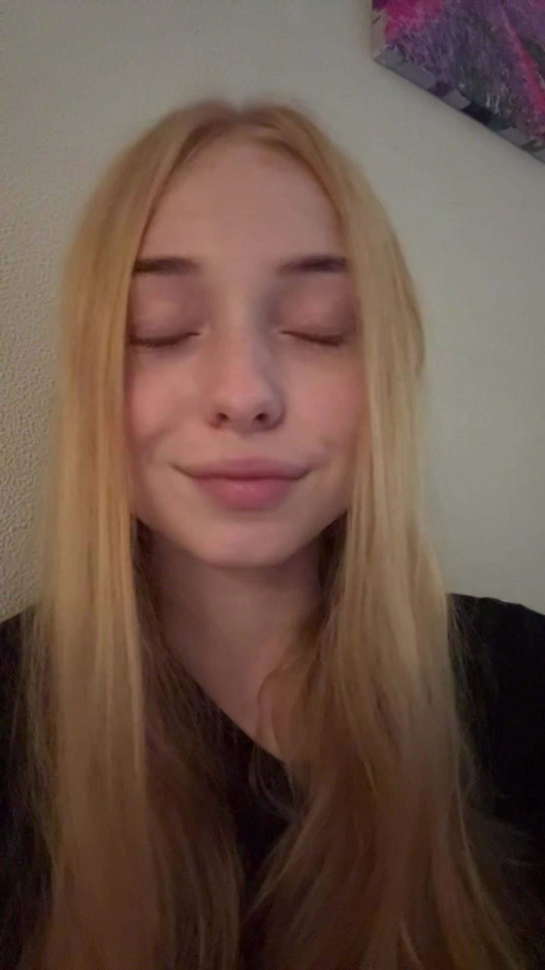 @викусик🌷