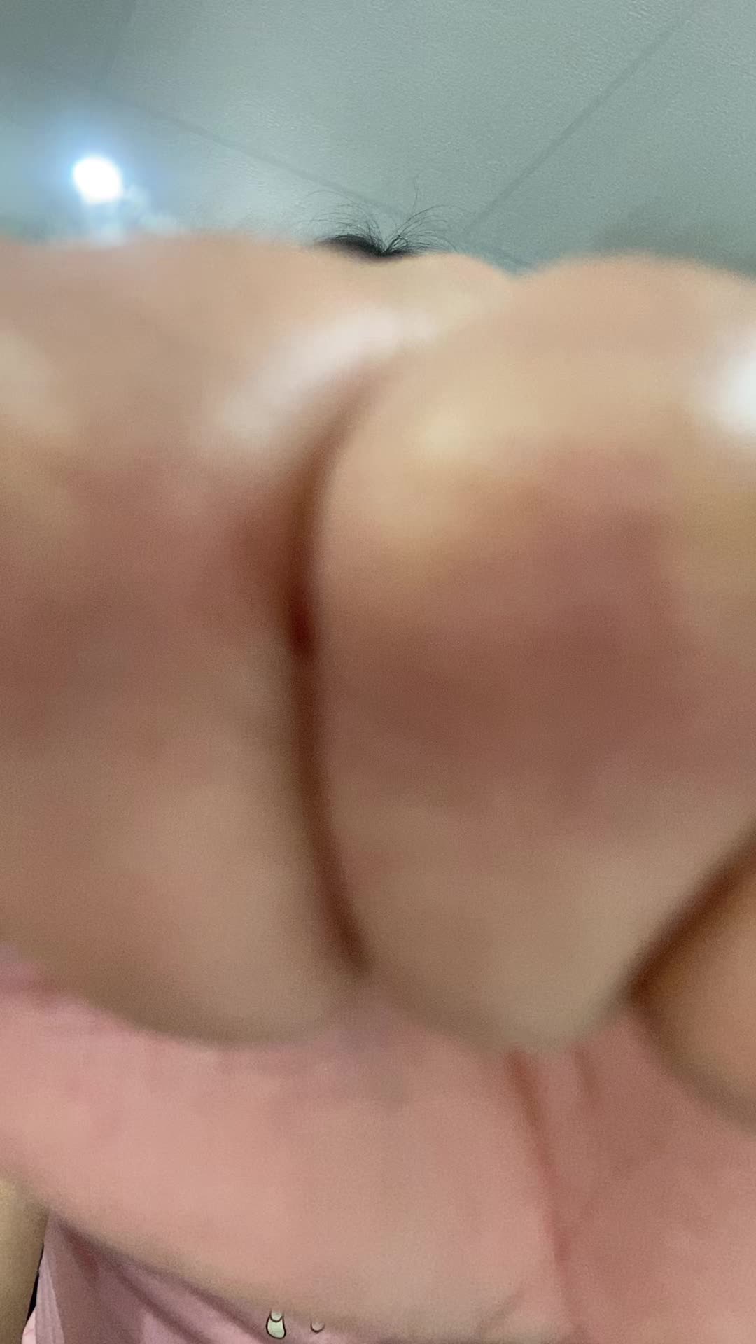@☺️