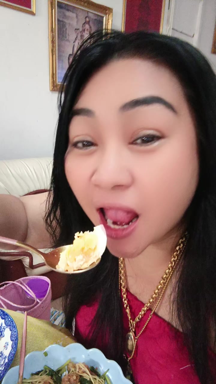 @ชุลีพร ใจเย็น