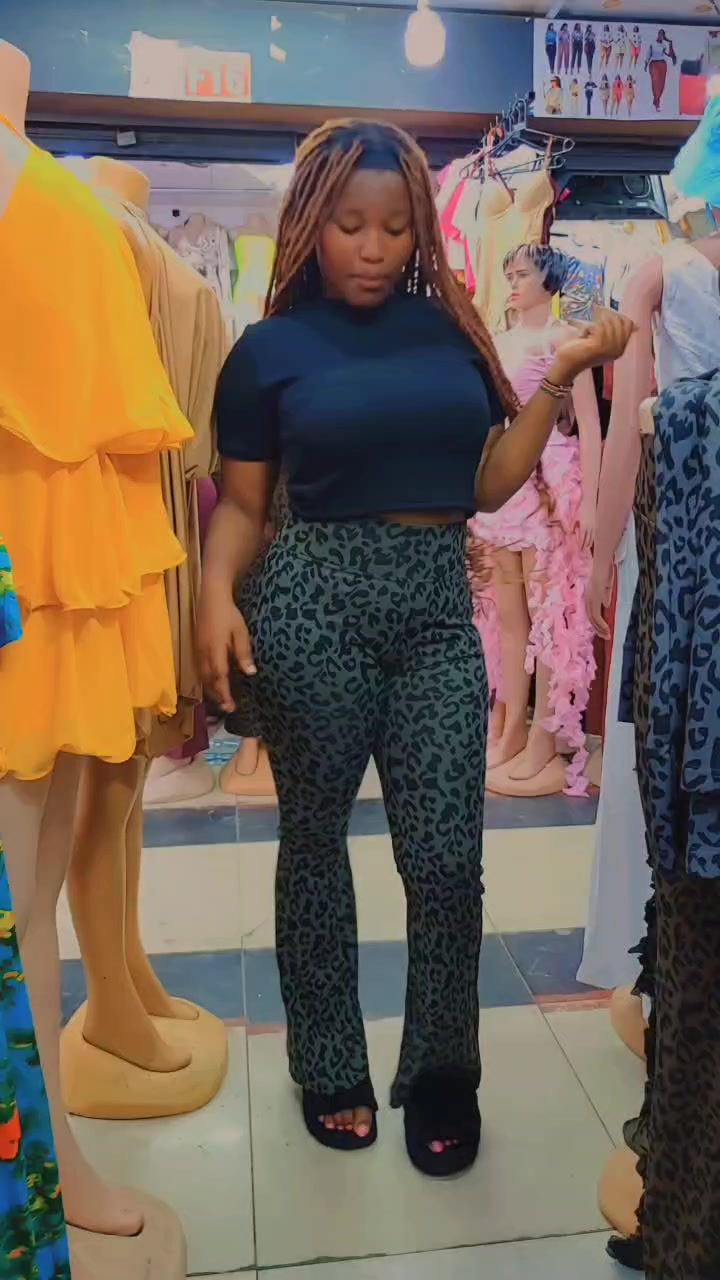 @🦋 T€®®¥💎