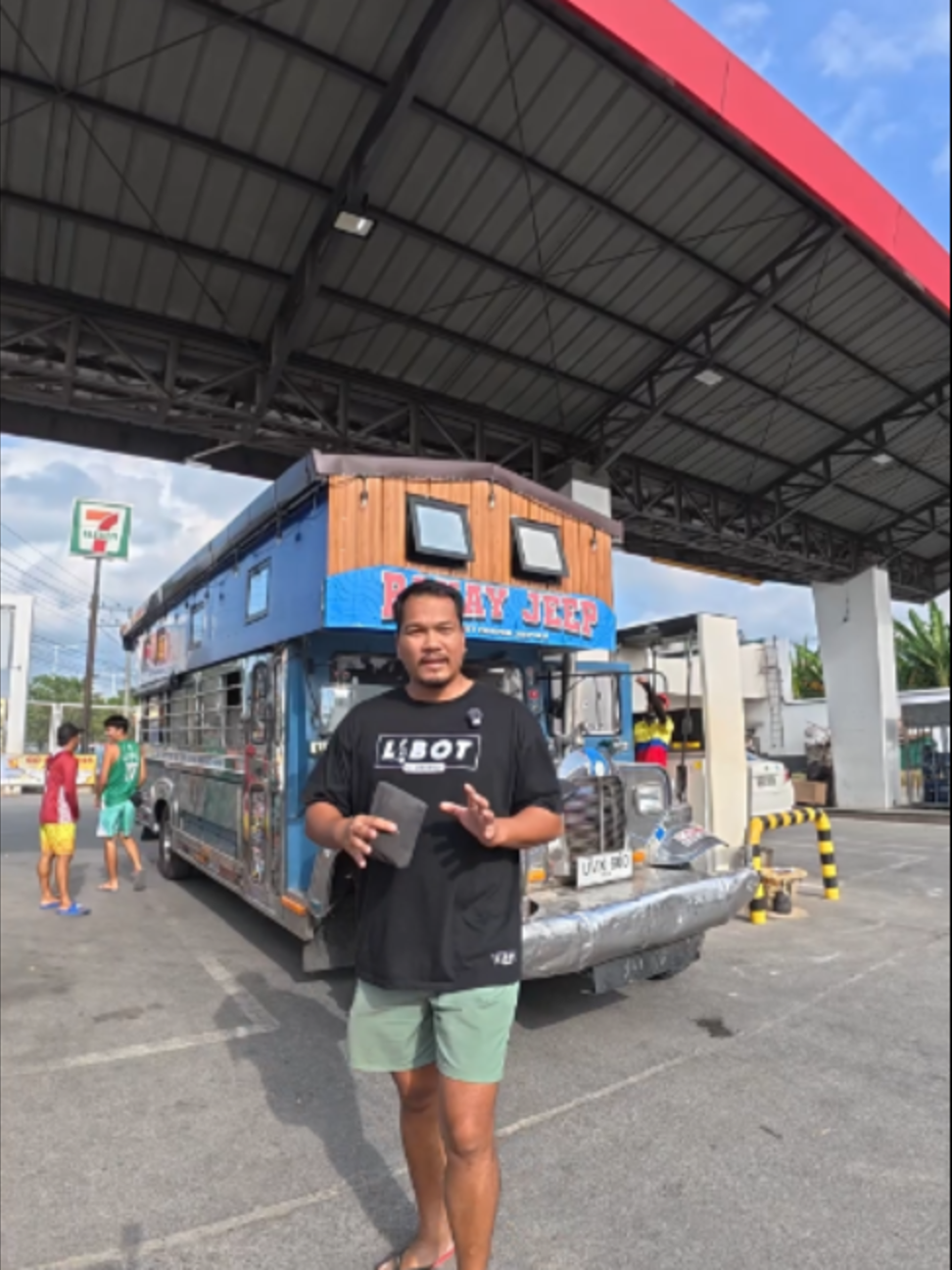 @Bahay Jeep ni Antet