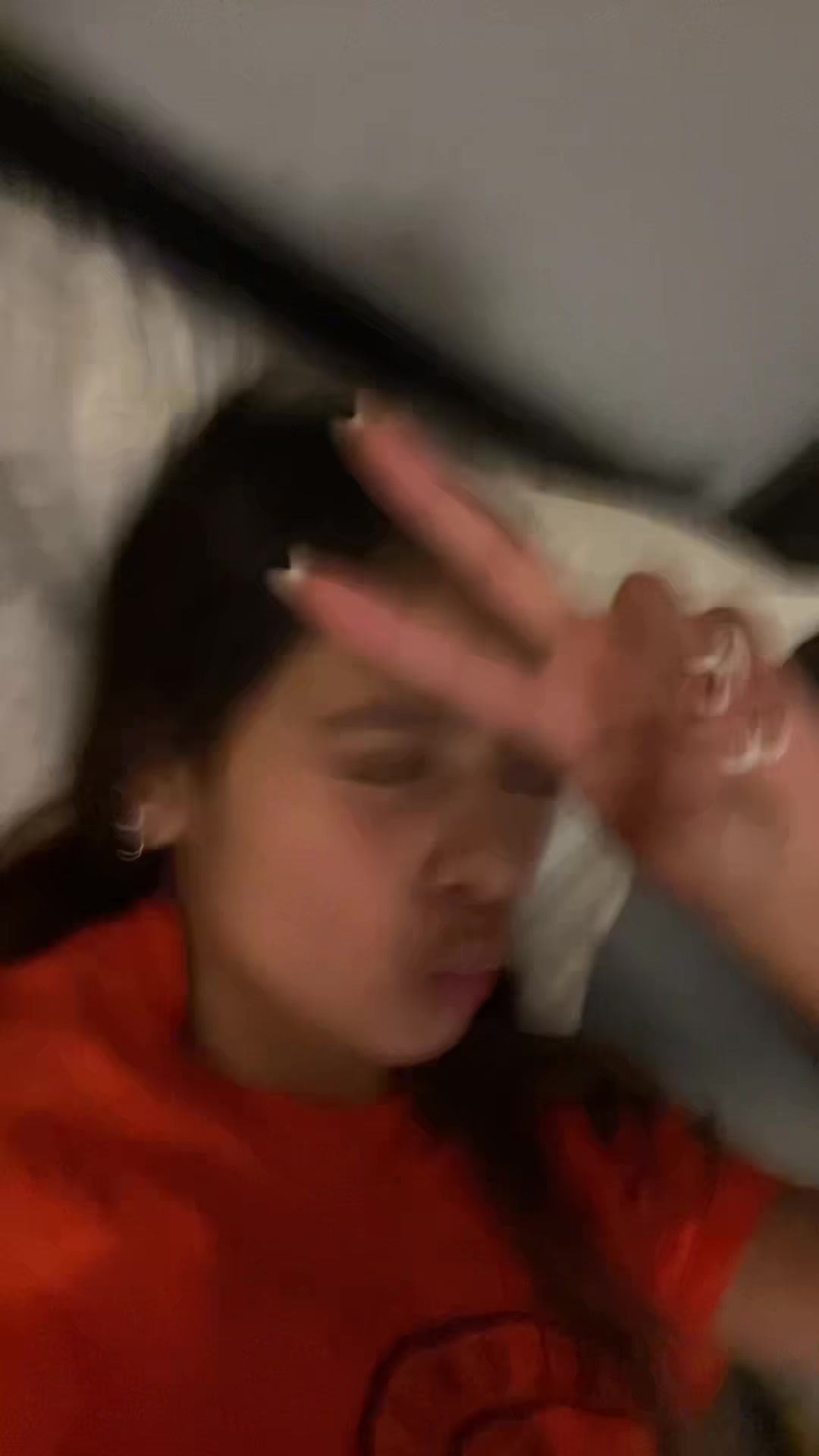 @ayvuh