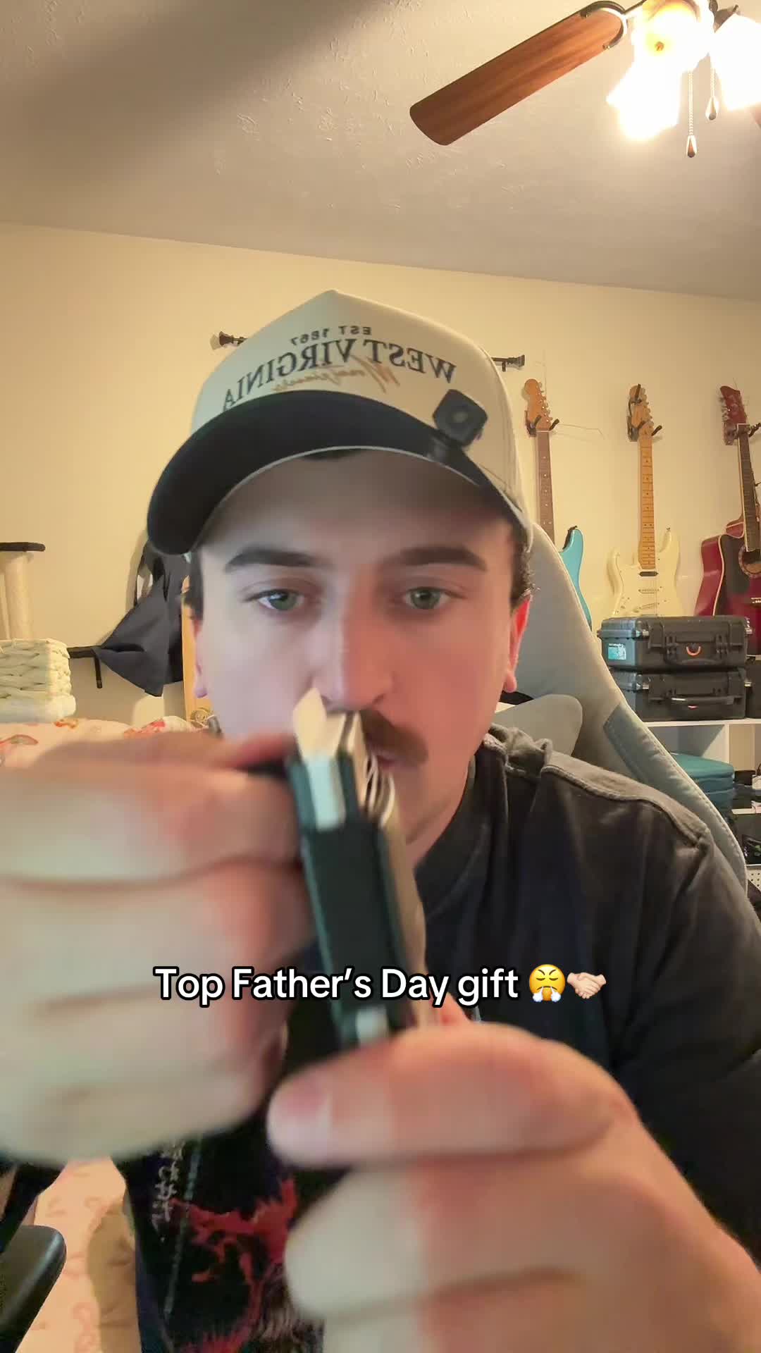 @TrackingComedy