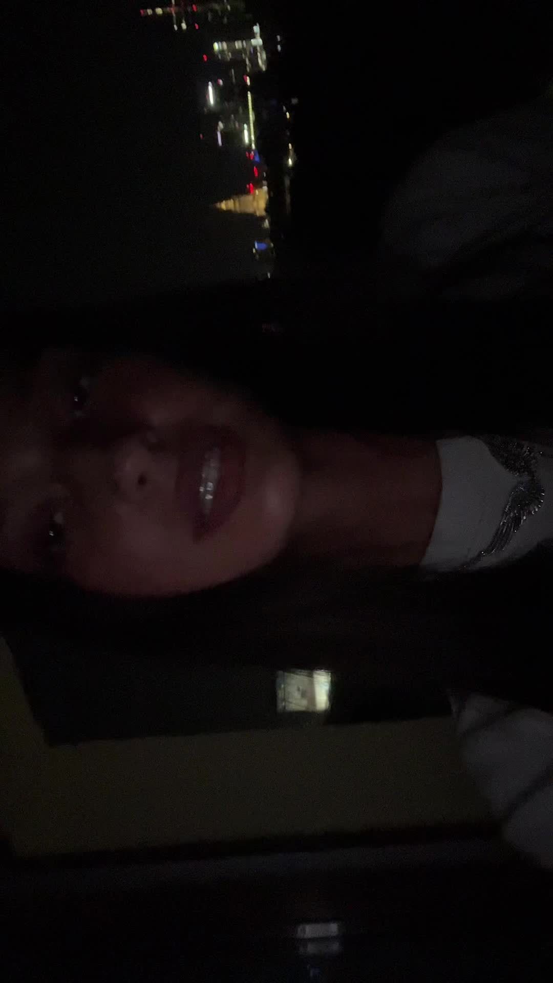 @️