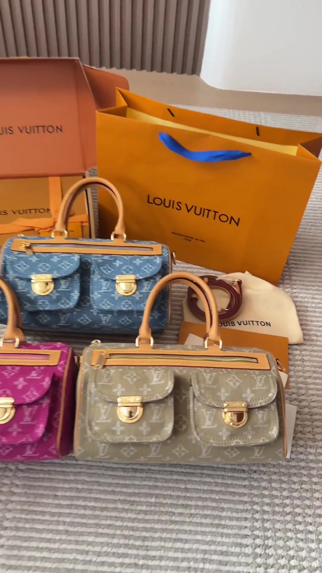 @newluxury8855