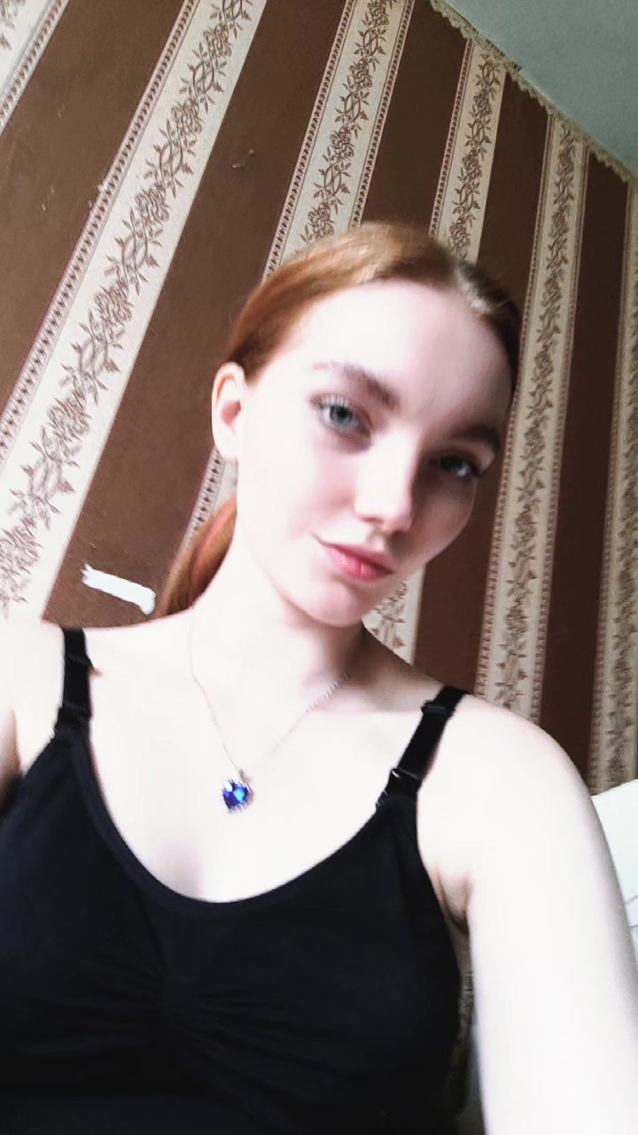 @лисёнок 😈