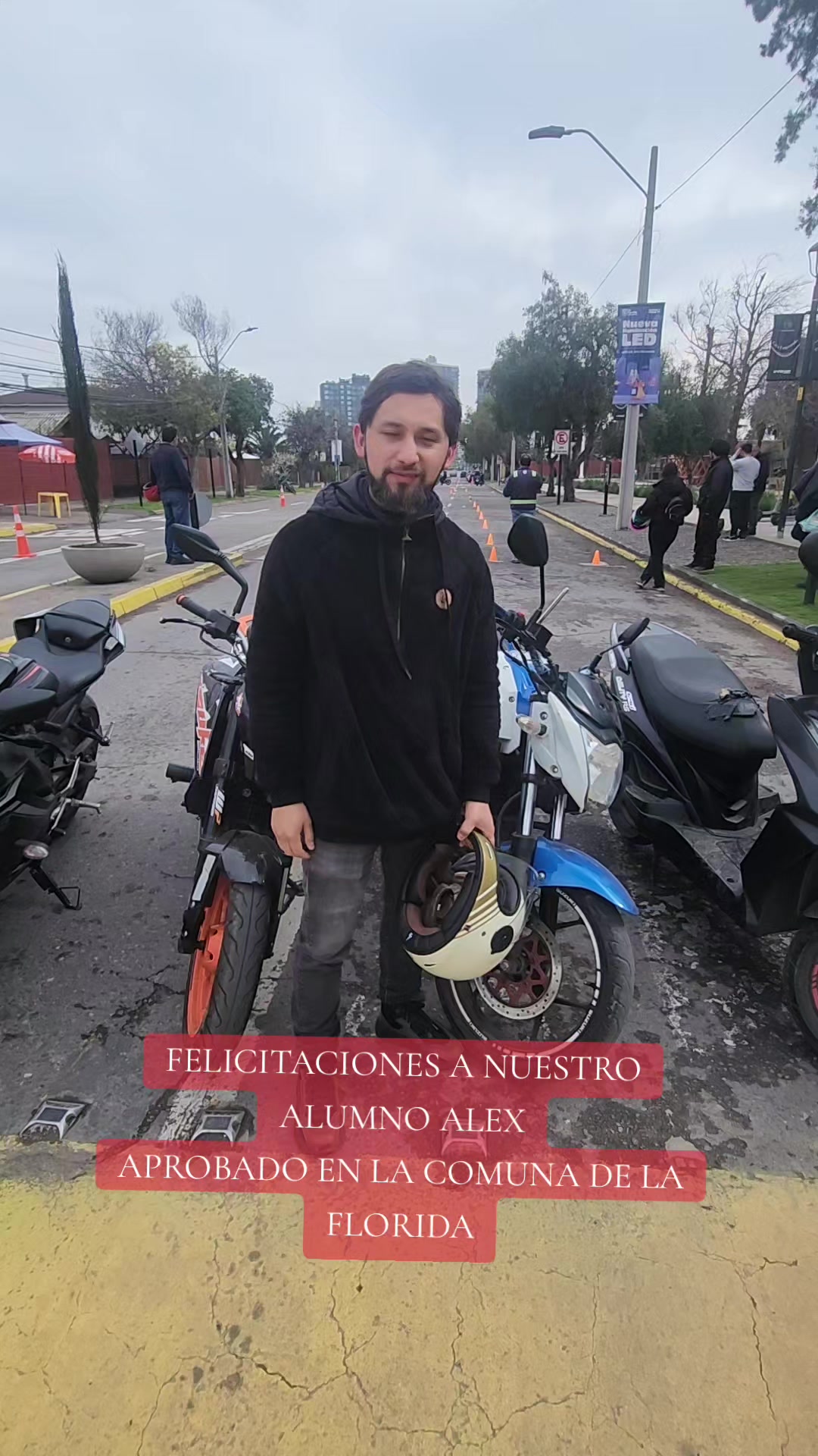 @CLASESDEMOTO.GIXXERMANIA