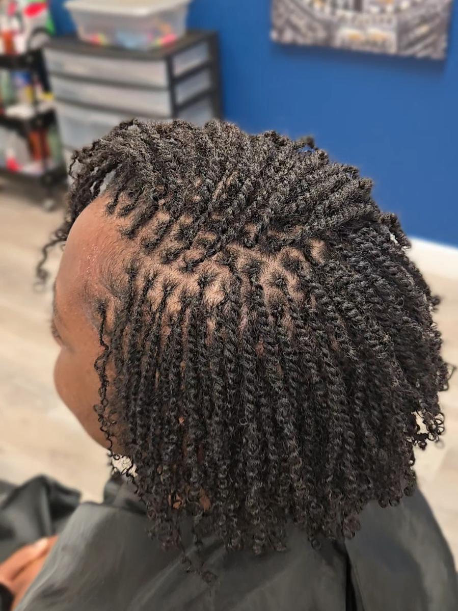 @Mukisa Locs