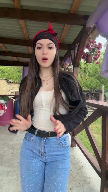 @🦋Vio🥀🖤