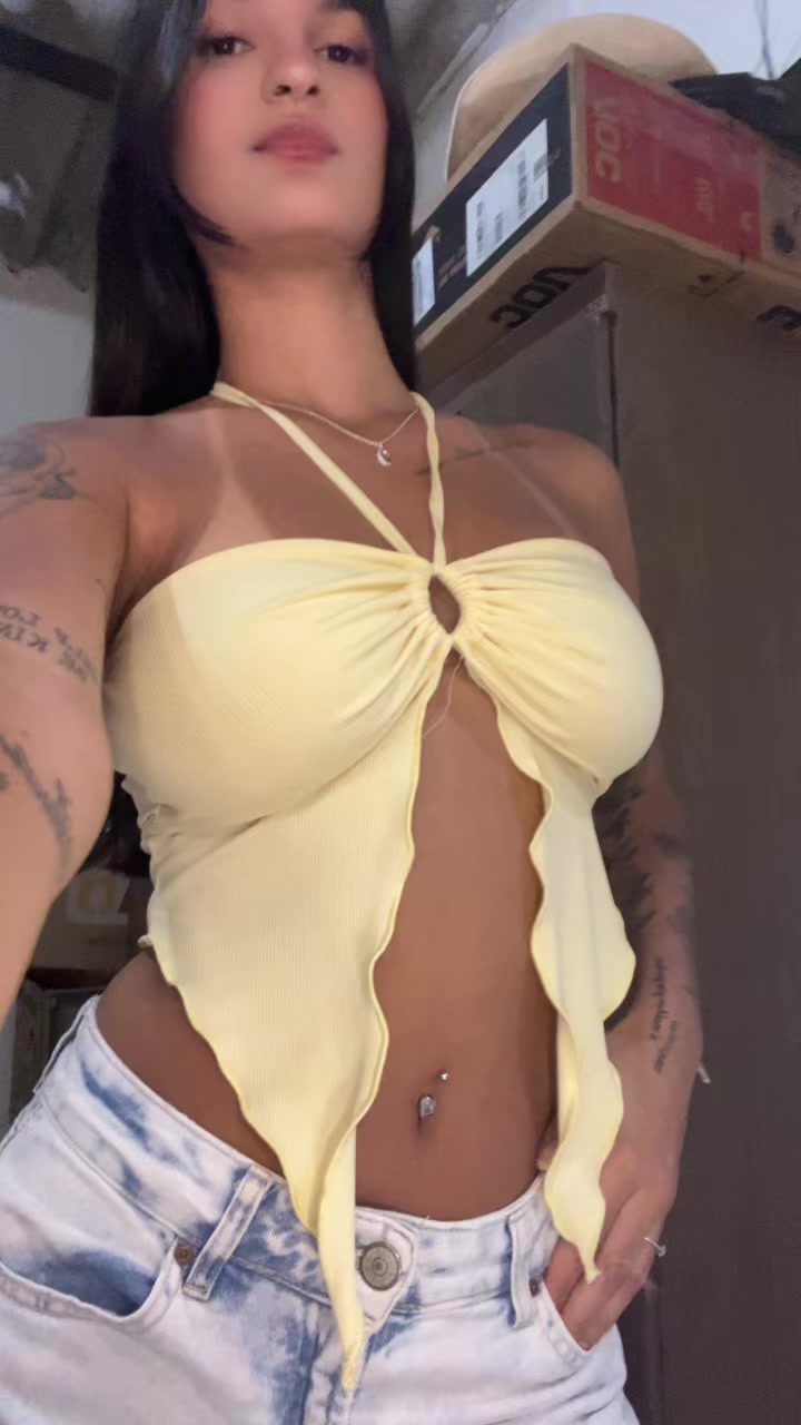@Nicollyboina