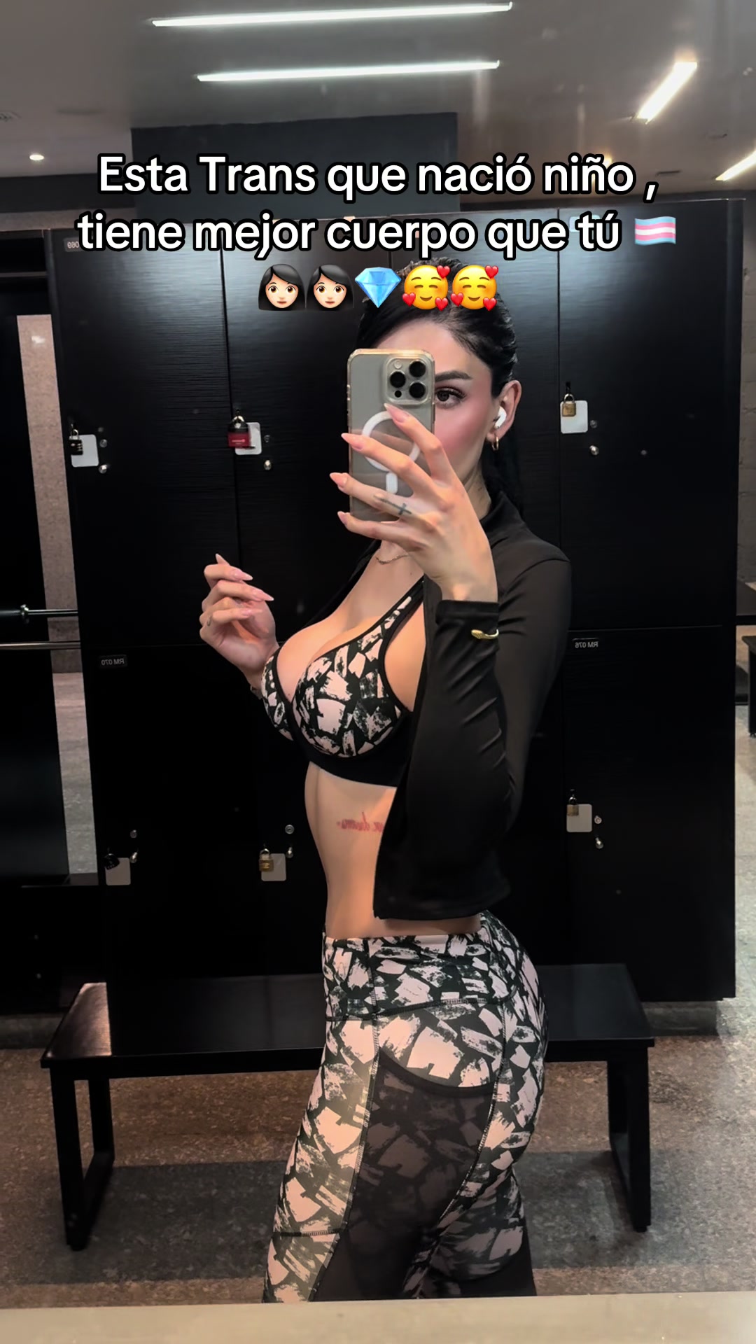 @Renata Altamirano