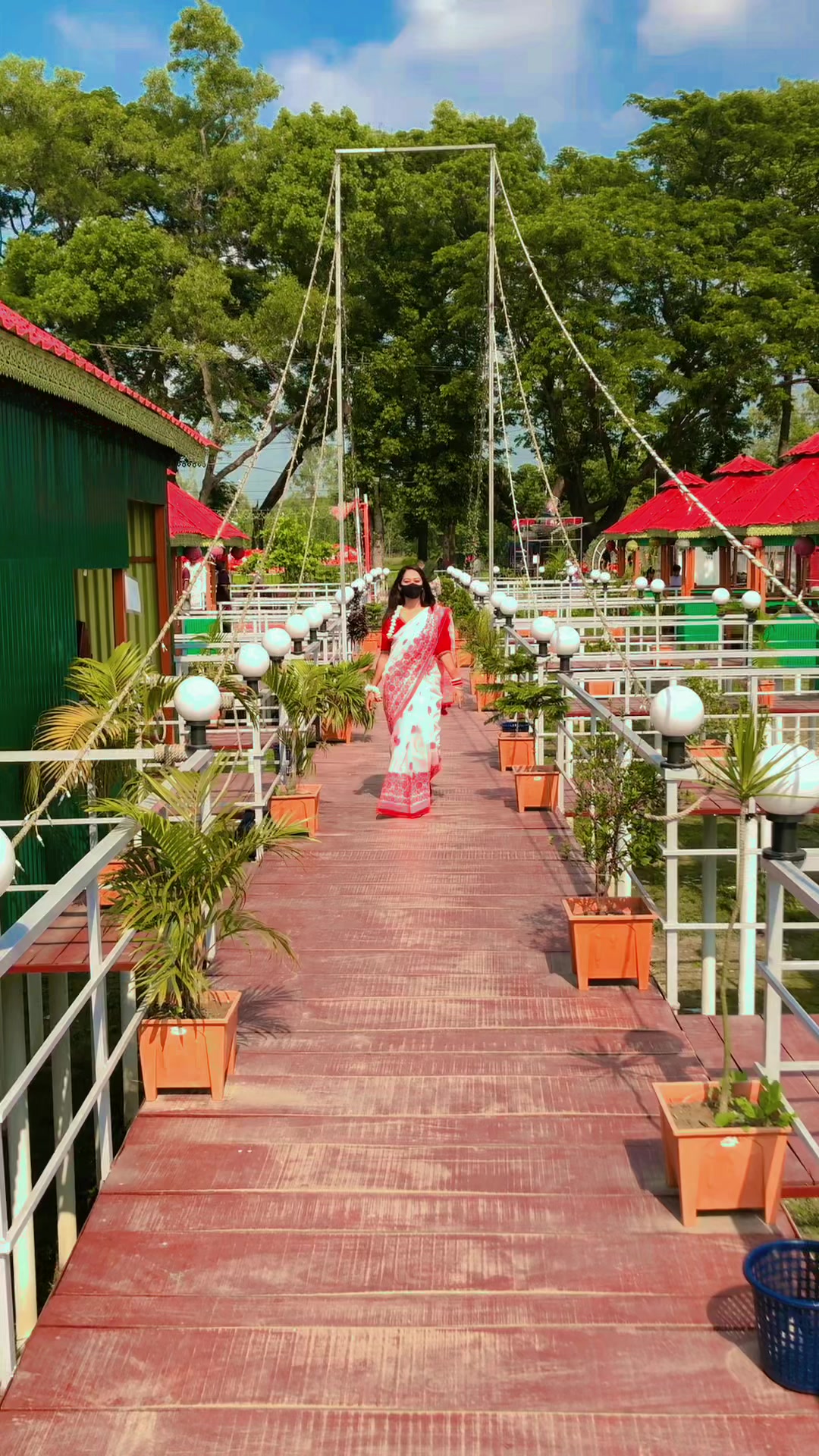 @স্বর্নালী সাথী
