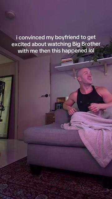 @Mike ๐ณ๏ธ๐ Gay Fitness Coach