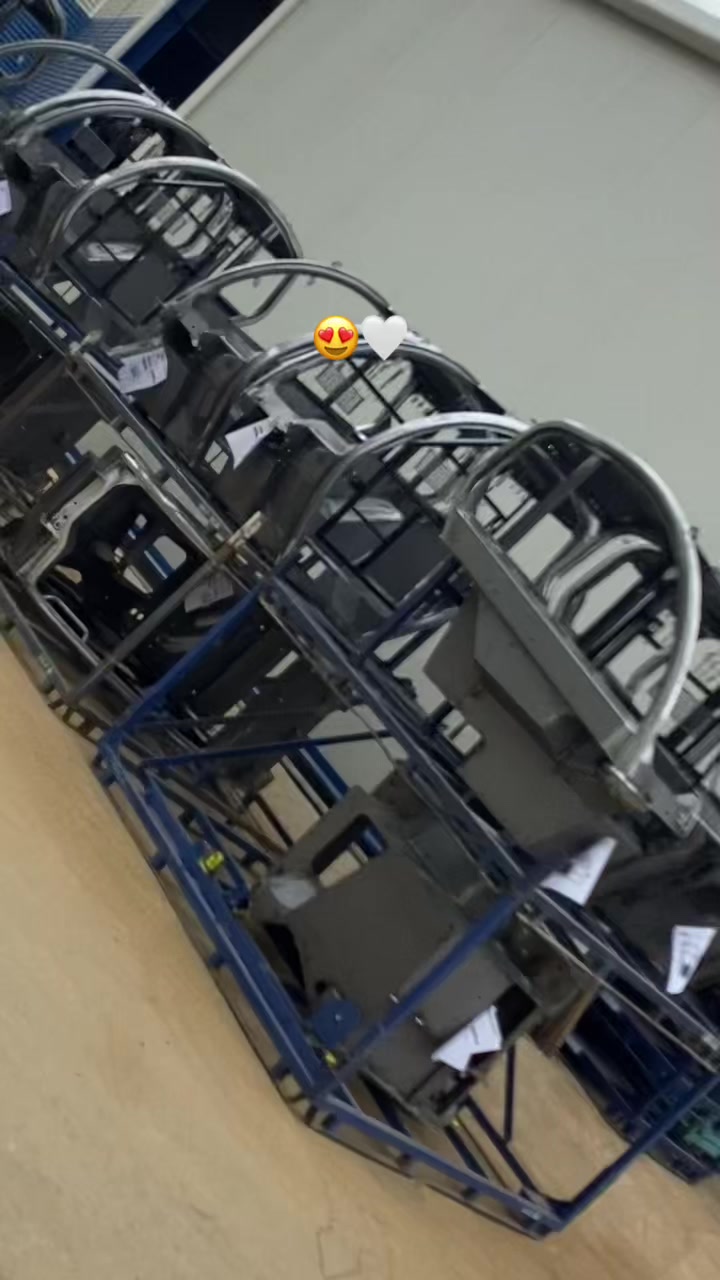 @🚛
