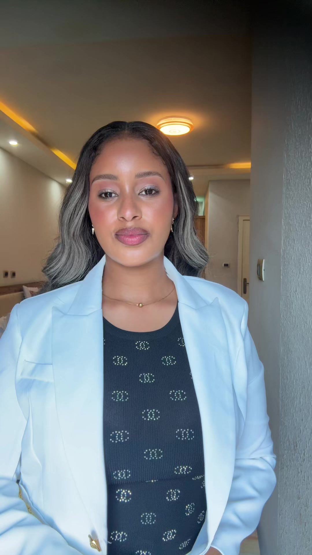 @Bella (እ-ኑ)