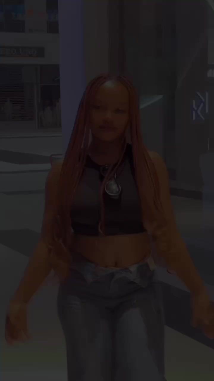 @Lolah__🦋🍒