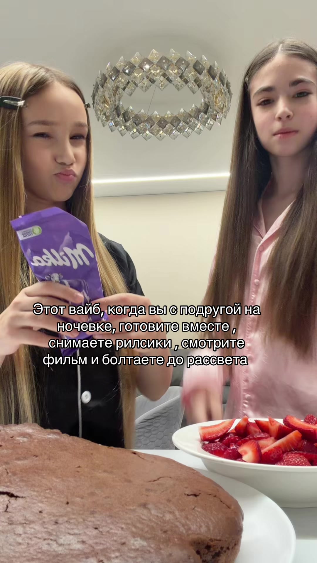 @𝐧𝐞𝐨𝐧𝐢𝐥𝐚
