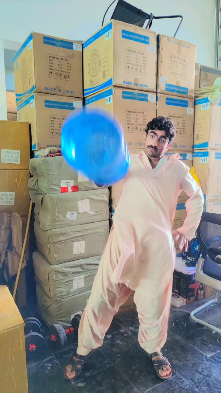 @🇦🇪✈️🇵🇰کنگ بوس سرور جکرانی