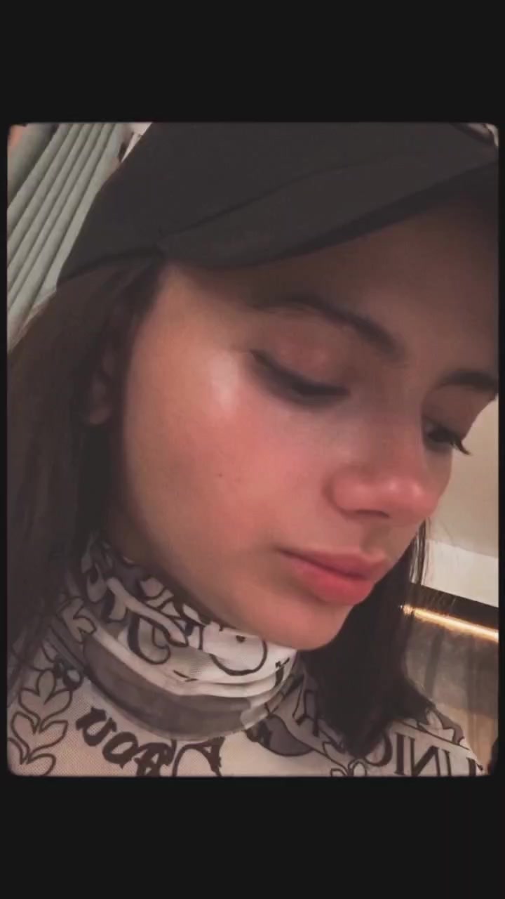 @🌼𝐄𝐯𝐚_𝐕𝐢𝐱🌼
