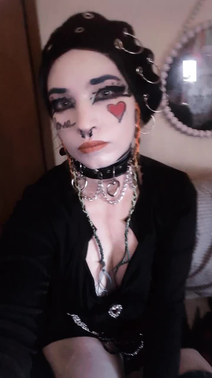 @Love2h8u