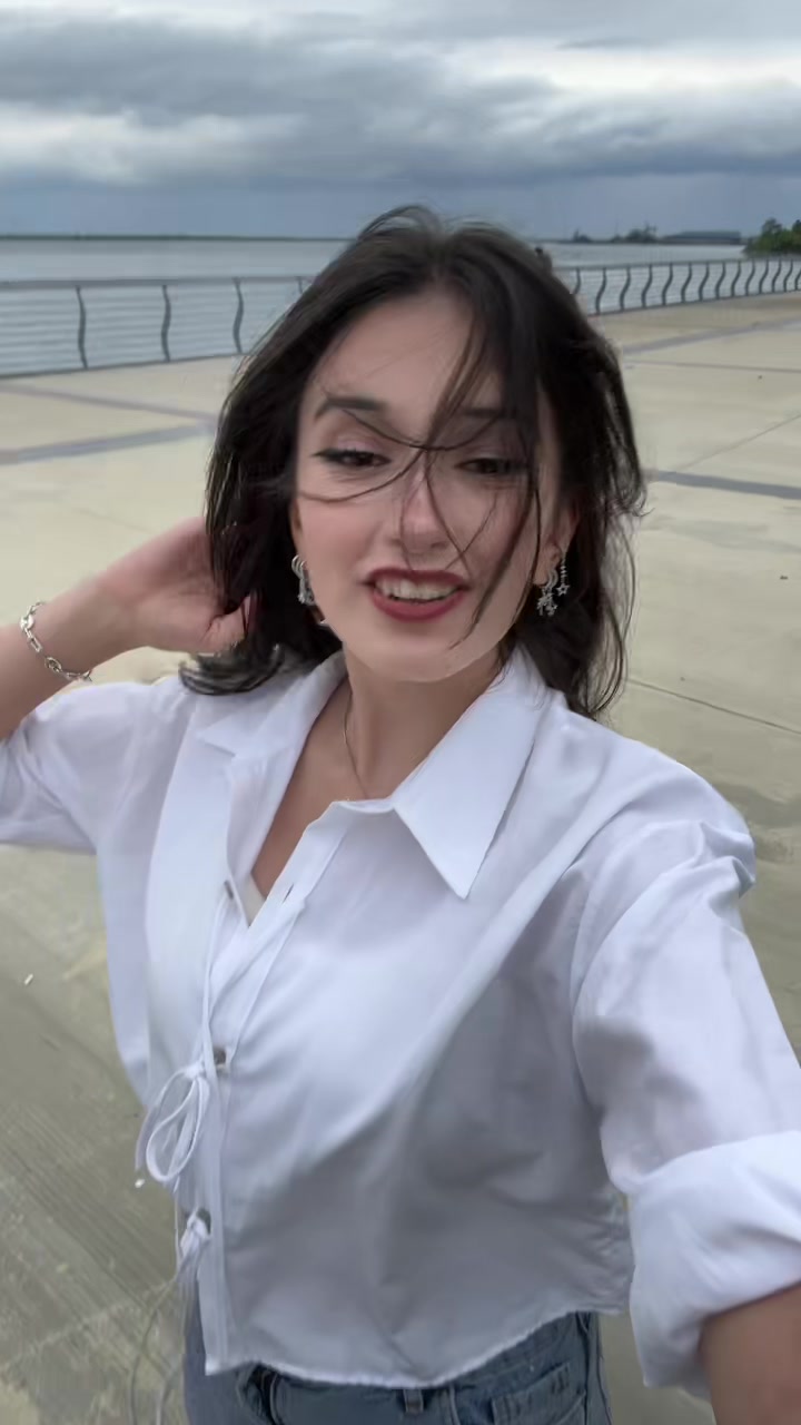 @𝕰𝖑𝖆