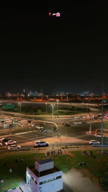 @F>7🌸🤹🇦🇪