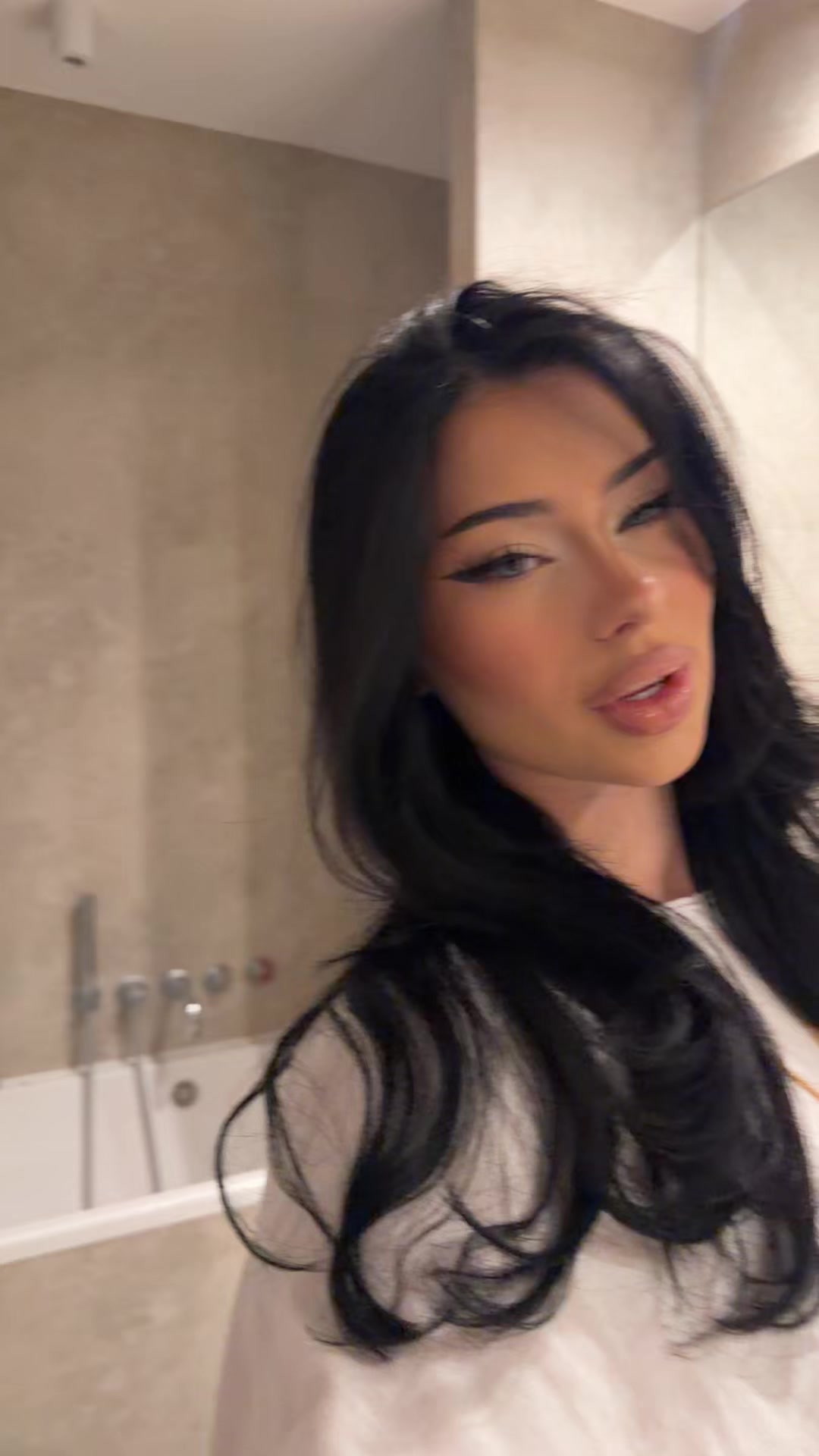 @Syndii69