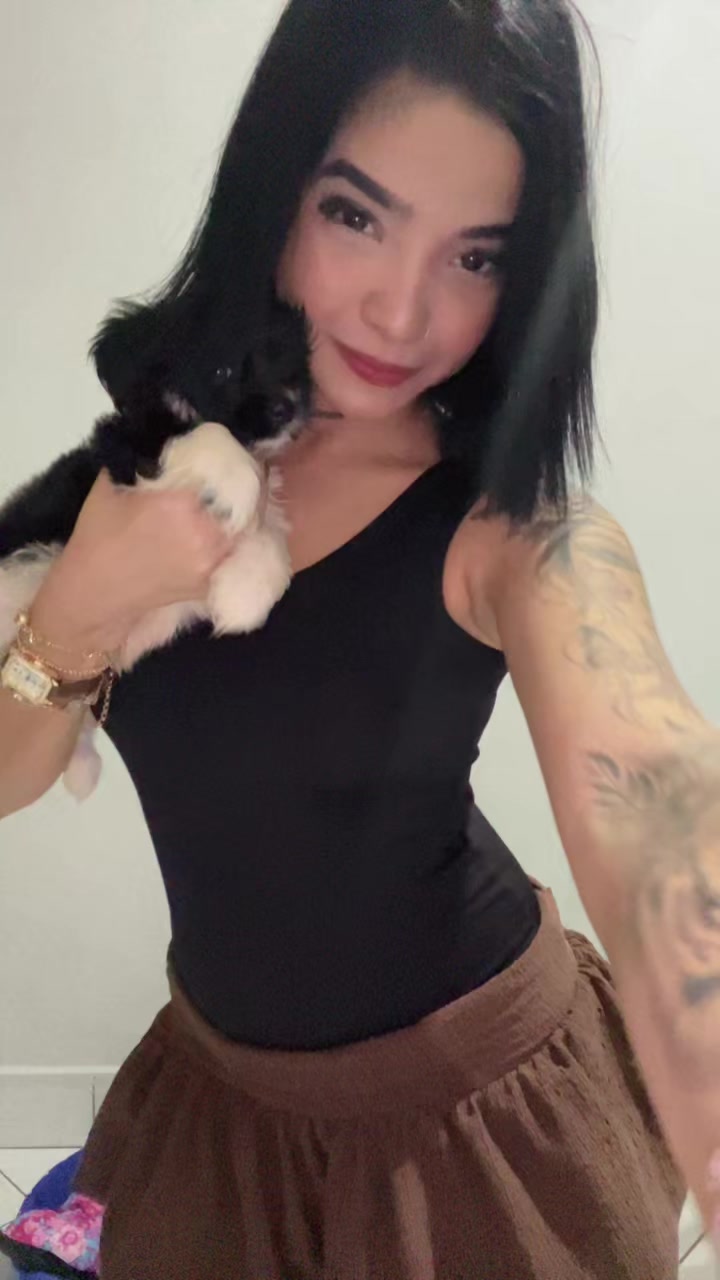@yasminbrunethi