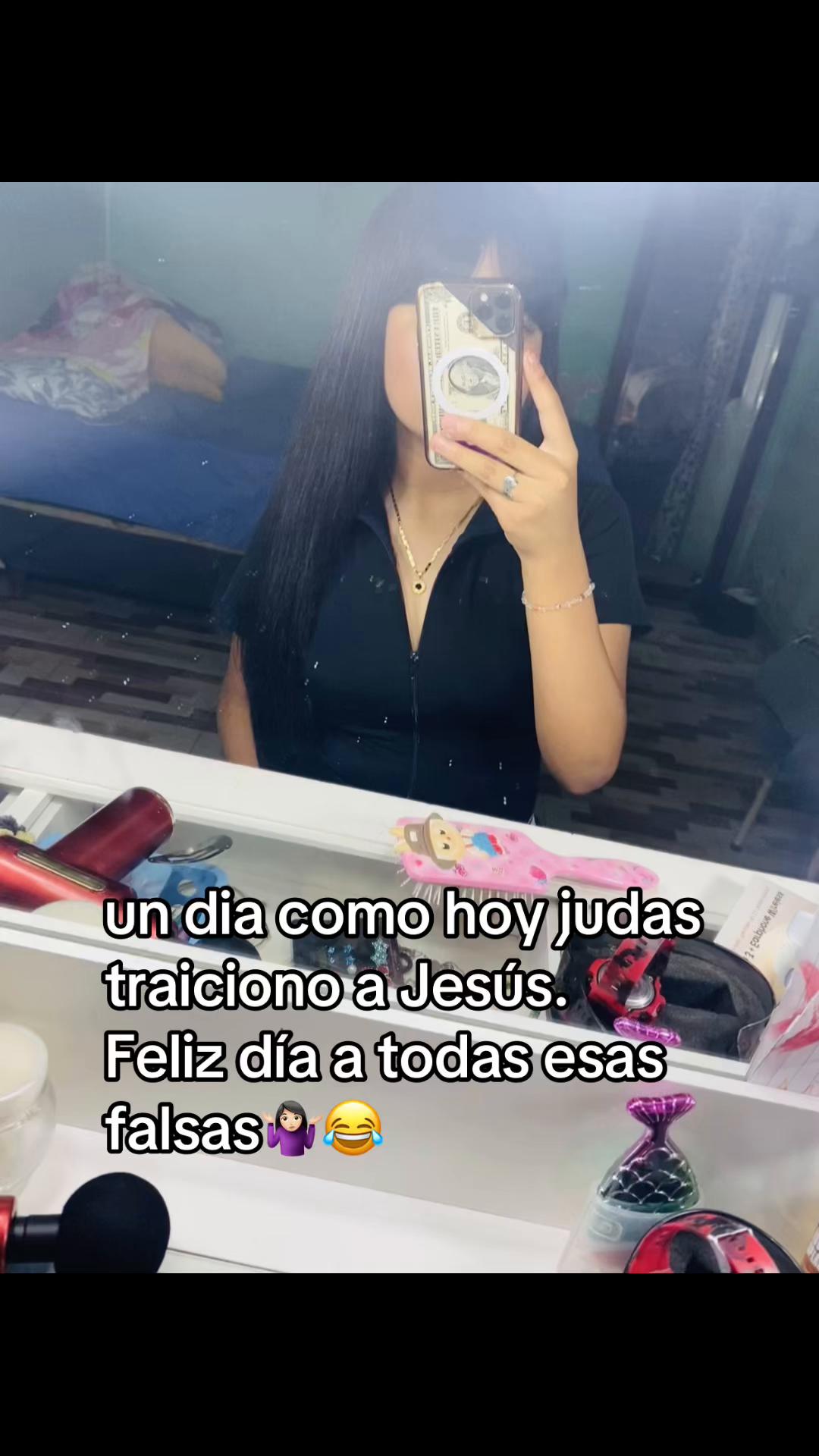@Xiomara 🧟♀️